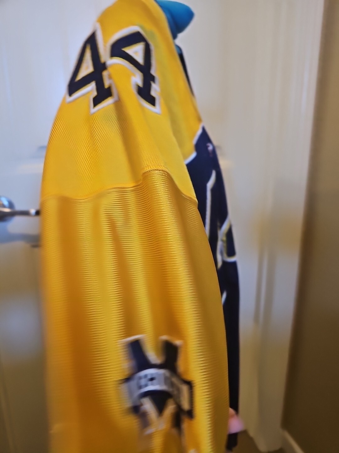 Picture 2 of 7