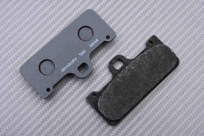 Plaquettes de frein avant carbone BREMBO route 96 pour étrier radial 4 pistons