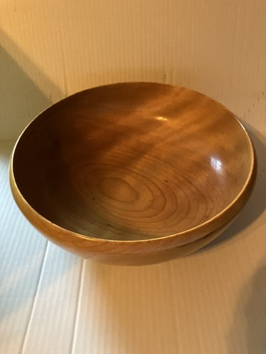 Vintage Elm Turned Wood Bowl 24.5cm Diameter X 8cm Rich Colour & Figuring