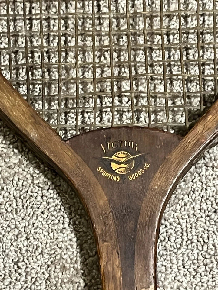 "Raqueta de tenis vintage antigua de 27"" Victor de madera plana para césped #12" Foto 3 de 4