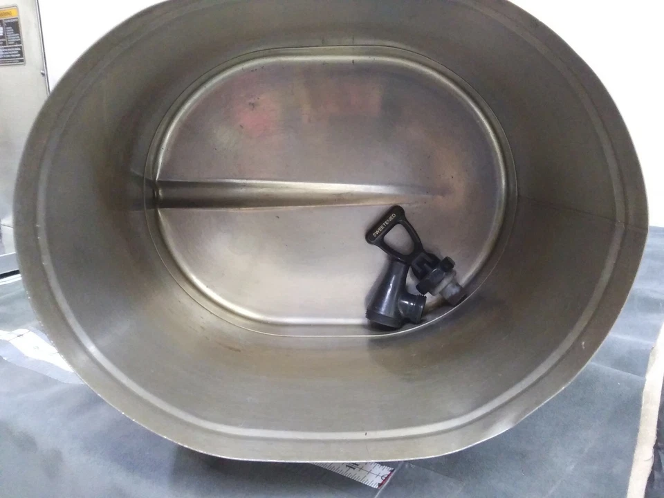 Bunn 2 gallon  Iced Tea Concentrate Dispenser without lid - Image 3 of 4