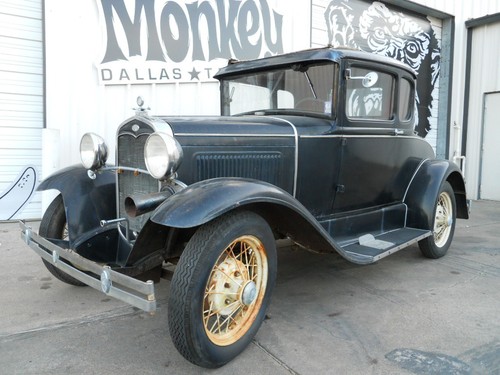 Ford : Model A 5 Window Cou