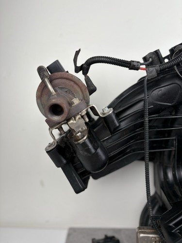 2005-2007 Ford 500 Freestyle 3.0L Upper Intake Manifold Assembly OEM - Foto 12 di 15