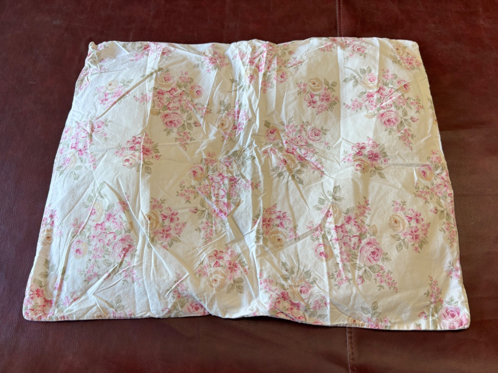 Simply Shabby Chic By Rachel Ashwell Pink Rose Standard Pillow Sham 100% Cotton