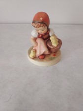 Vintage Goebel Hummel  Chick Girl  Porcelain ...