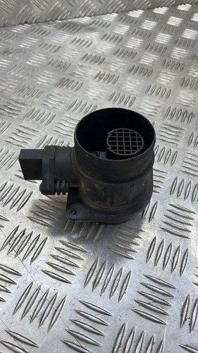 VW CADDY III Furgon 2KA, 2KH, 2CA, 2CH Luftmassenmesser 0281002531 31822046