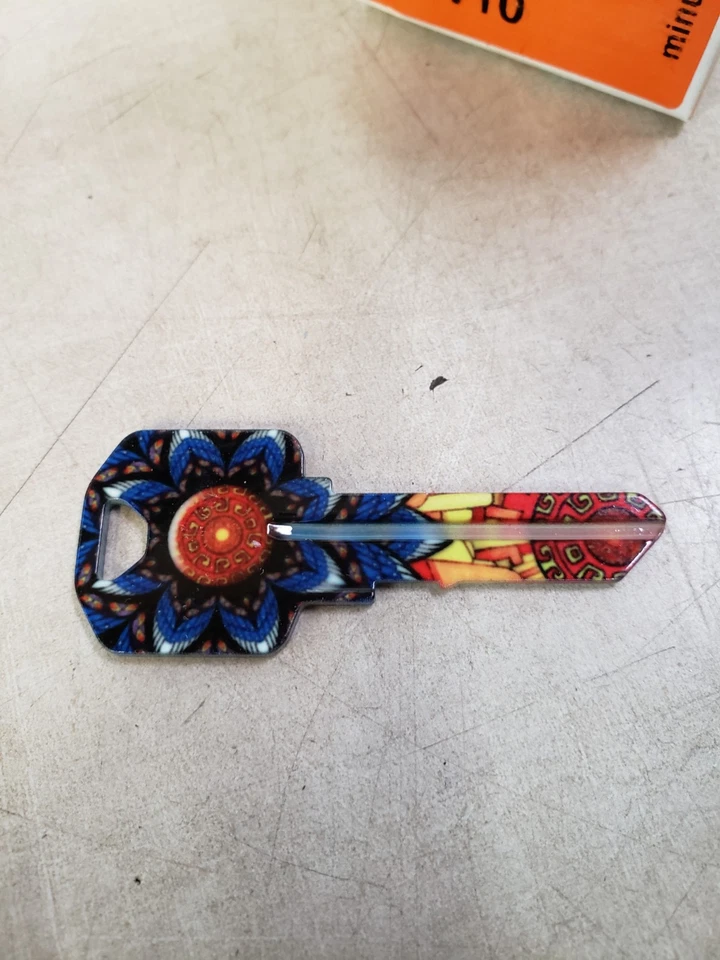 19 pcs minuteKEY Inc KW10 Kwikset Aluminum Key Blanks 989397 GEOMETRIC DESIGN - Image 3 of 4