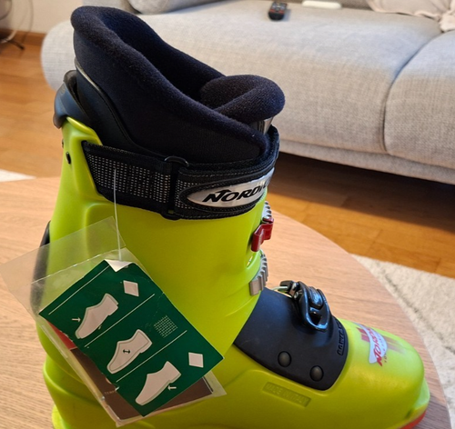Neue Skischuhe Nordica TR 12 Light Gr. 46 / 29.5 / 295 NP199€