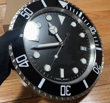 LUXURY Wall Clock (Brand New)