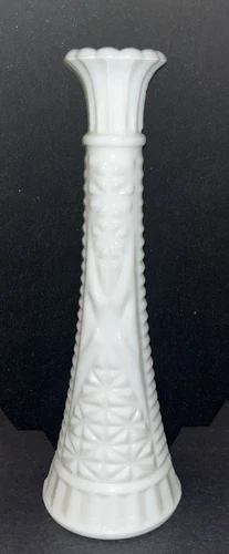 19 Vintage Anchor Hocking Milk Glass Bud Vase Stars & Bars 9" Tall