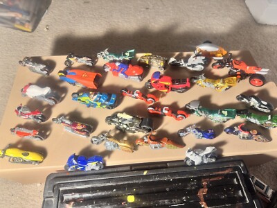 30x Hot Wheels Motorcycle Lot Ducati Thunder Cycle Airy 8 Canyon Carver Chopper
