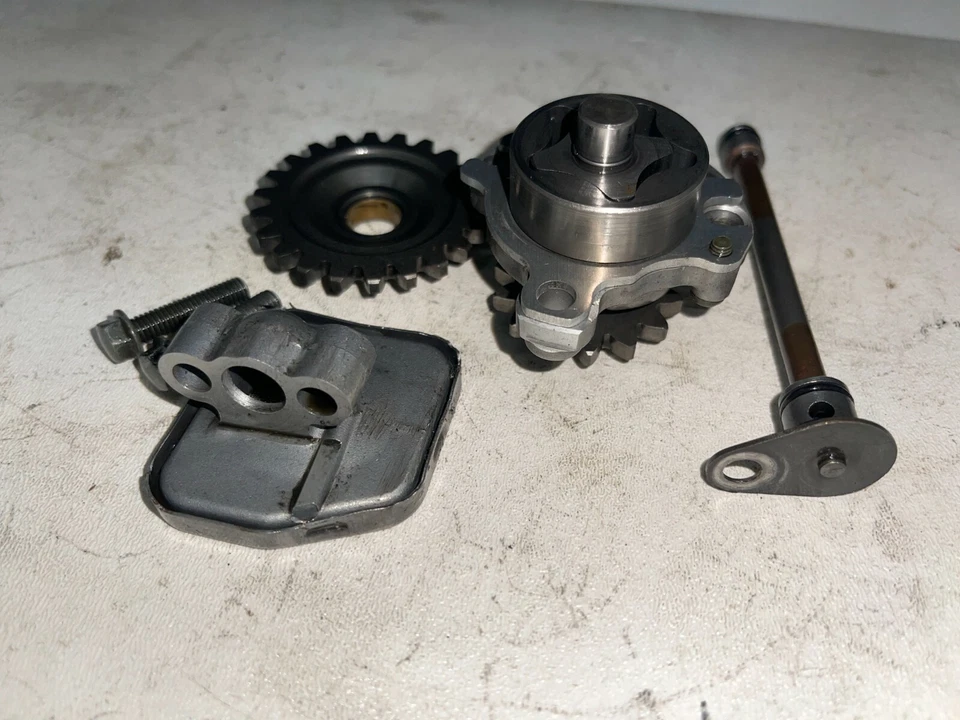 Yamaha YZ250F 2004 01-13 OEM bomba de aceite  Foto 4 de 4