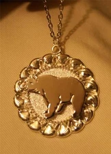 Bright & Shiny Leaf Rimmed Shiny Big Bear Figural Silvertone Pendant Necklace