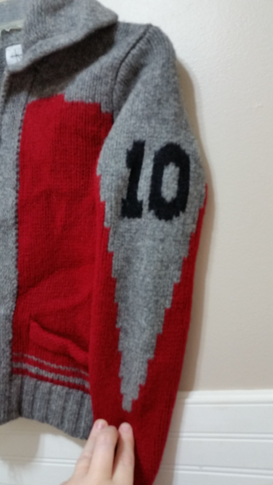 Picture 4 of 12