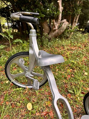 アメリカのヴィンテージ アルミニウム製三輪車 Vintage Aluminum Tricycle | eBay