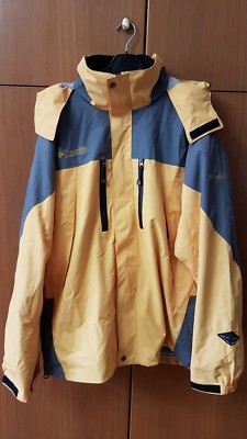 Columbia Sportswear Company Titanium Omni Tech