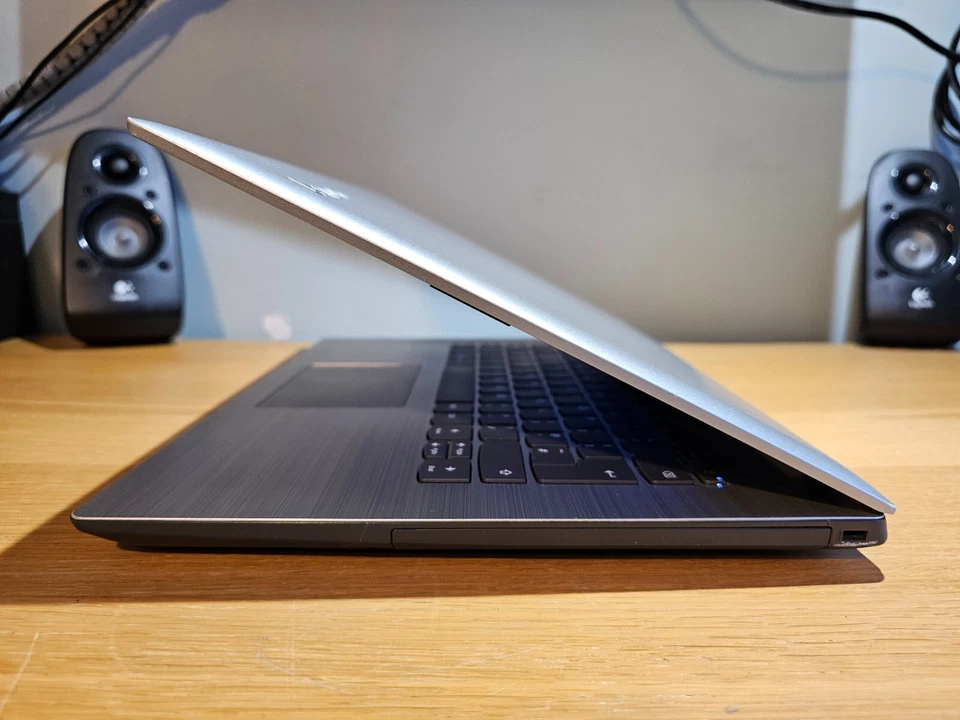 14" Lenovo IdeaPad 330-14AST AMD A6-9225 2.6GHz 4GB 1TB Windows 10 Laptop - Image 4 of 4