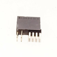 MERCEDES-BENZ GLA X156 Relais de coupure de batterie A0035422819 NEW GENUINE