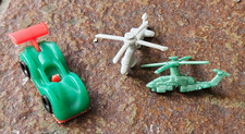 RARE MEXICO CEREAL PREMIUM PROMO TOYS RACE CAR & 2 HELICOPTERS MARINELA??