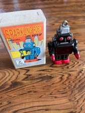 Vintage Tin Sparking Robot Wind-Up Spring Toy Black Japan Metal Retro Works VG