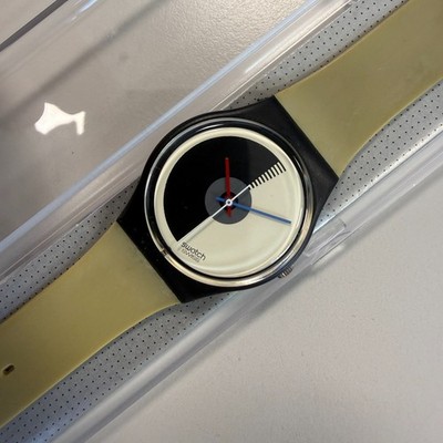   Swatch 1986 HALBMOND GB107 - Neu / Brand New - Vintage