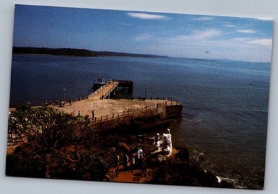 1980s Pier Scene Dona Paula Goa Postcard