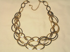 ...DAISY FUENTES...Gold Tone Graduated Links Layered Chains Necklace...