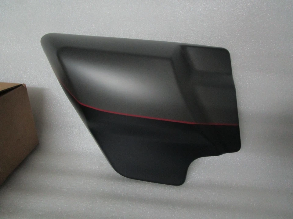 Harley-Davidson Ultra Limited 2018 cubierta lateral izquierda industrial gris denim FLHTK Foto 2 de 4