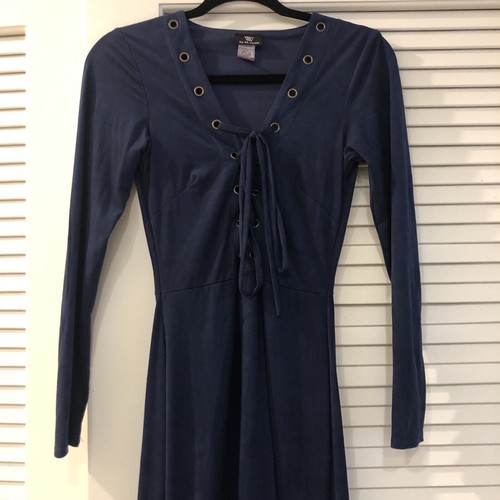 Va Va Voom Women’s Small Blue Long Sleeve V Neck Velvet Texture Sexy Dress - 第 1/6 張圖片
