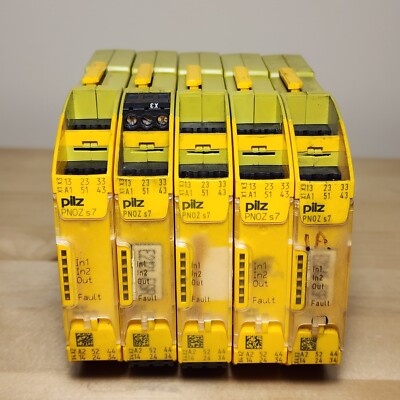 Lot of 5 Pilz 750107 Safety Relays PNOZ s7 24VDC
