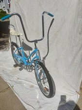 Vintage Schwinn Stingray Bike In Collectible Complete Bikes for