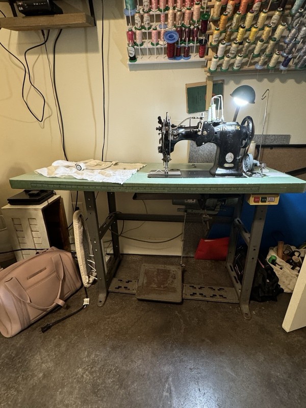 SINGER Industrial Hemstitch Machine 72W19