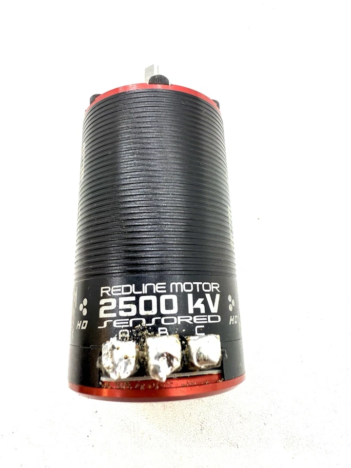 Motor 550 sin escobillas Tekin Pro4 HD de 4 polos con eje de 5 mm (2.500 kV) [TEKTT2521] Foto 2 de 3