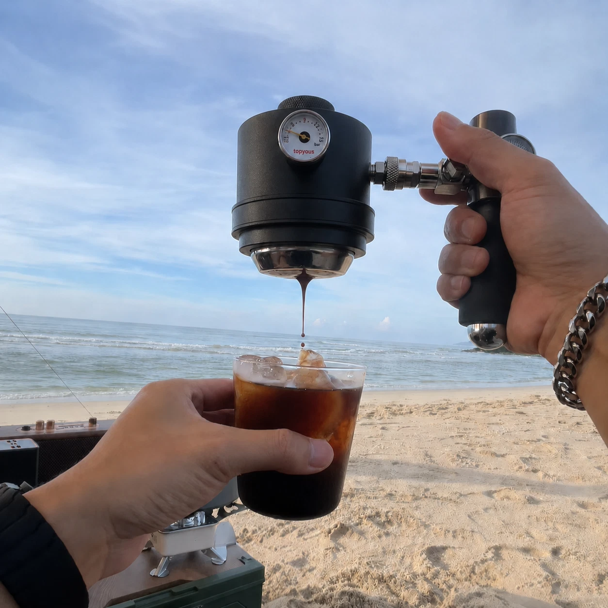 Topyous Portable Manual Espresso Maker - CO2 Powered - 58mm Portafilter - Black
Opens in a new windo