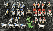 Safari Ltd Medieval Knights Mini Figures Horses Dragons Catapult 29 pieces