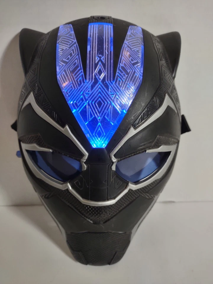 Máscara electrónica Marvel Black Panther 2017 luces azules probadas ojos desplegables Foto 2 de 4