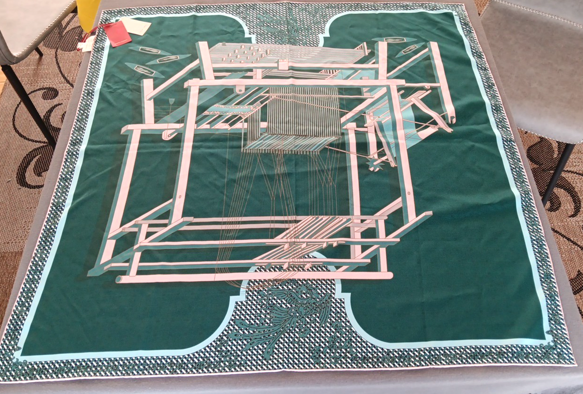 Wensli Chinese Silk Scarf NEW Green LARGE 34