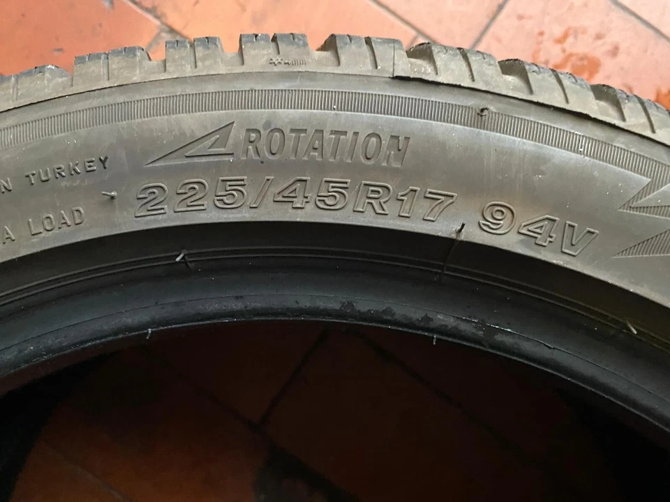Winterreifen Bridgestone Blizzak LM-005 3PMSF RunFlat XL 225/45 R17 94V id42626 - Bild 3 von 4