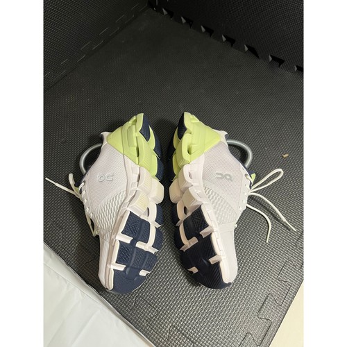 On Cloudflyer Il Glacier Green bequeme Laufschuhe Damen Sneaker Größe 7 " - Bild 3 von 8