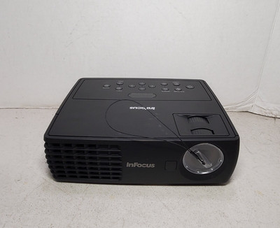 InFocus IN1112A DLP Projector 1 Lamp hour w/remote and case #69