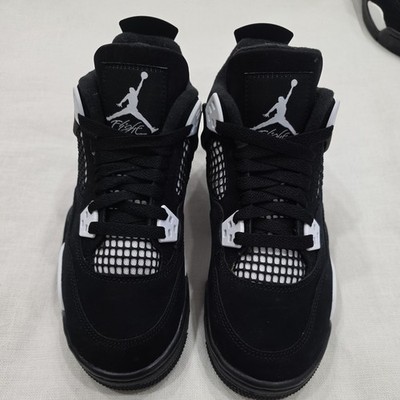 Air Jordan 4 Retro White Thunder GS Size 5.5Y Black/ White FQ8213-001