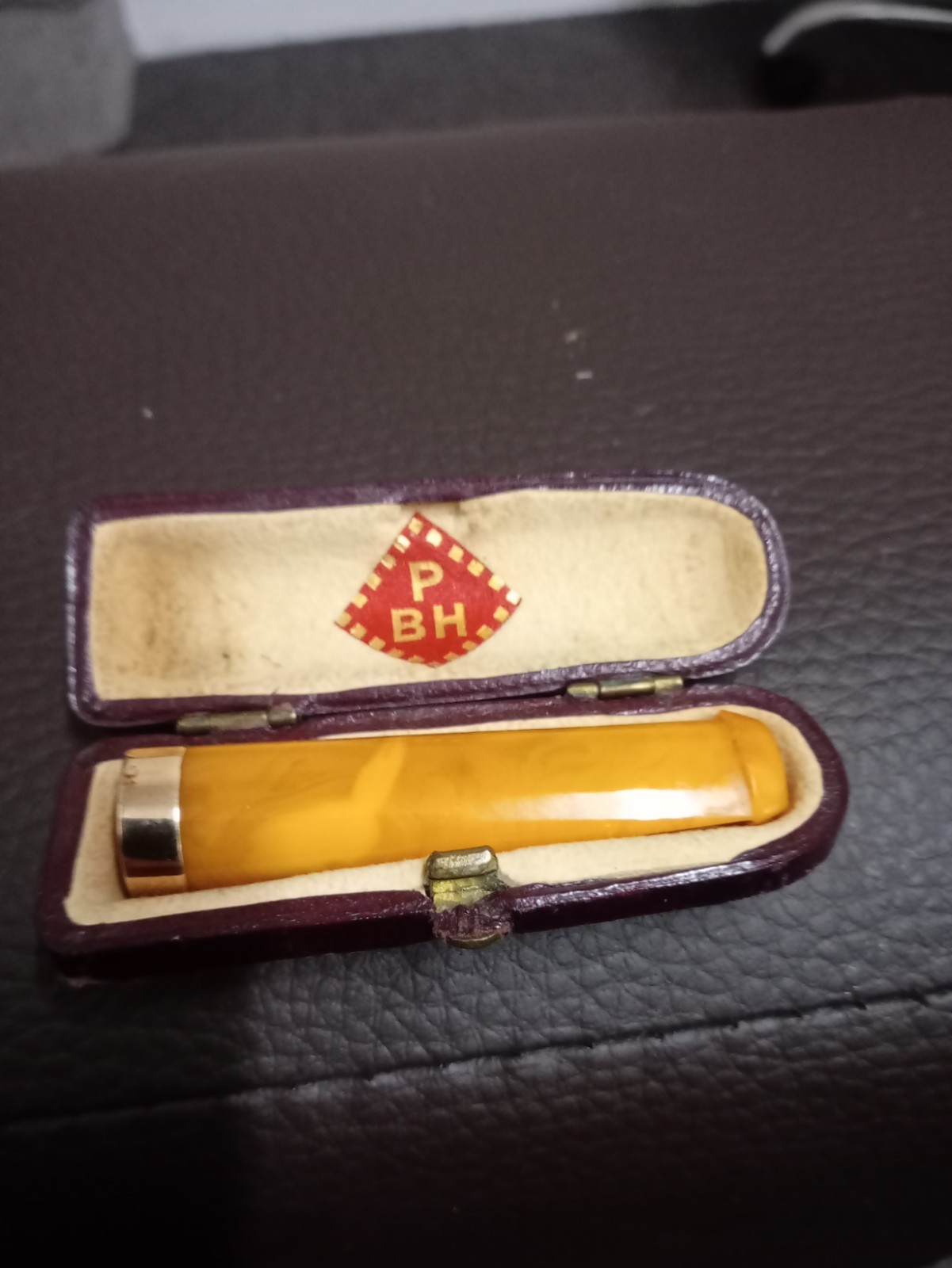 Solid Gold  (Tests15carat)+Amber/Bakelite Cheroot Holder In Leather Case Antique