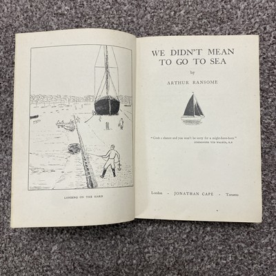 we didnt mean to go to sea Arthur Ransome 1942 Impression