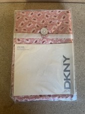 DKNY King One Size  Pillow Cover Sham Daisy D...