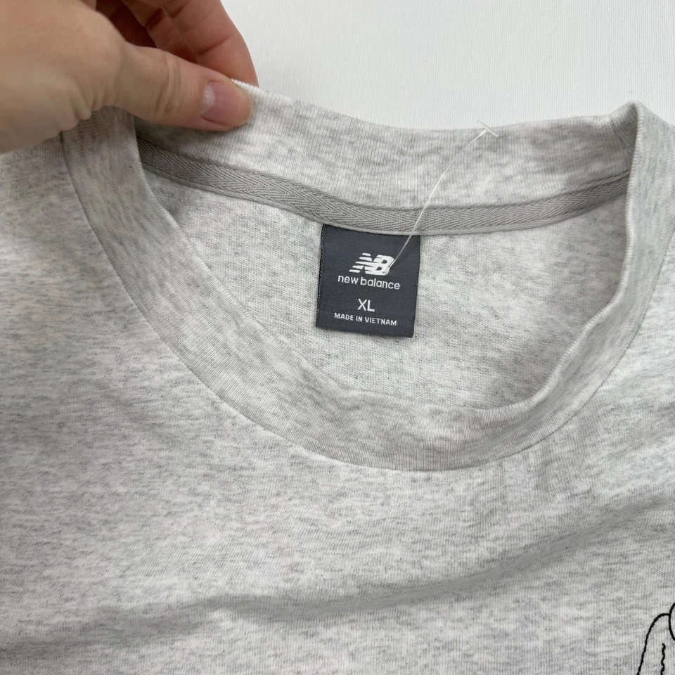 New Balance T-Shirt Mens XL Streetwear Grey Graphic Embroidered Cotton Tee - Image 2 of 4