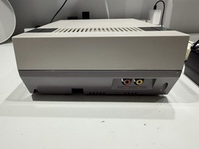 Nintendo NES Console , 2 X Controllers & Zapper Bundle Working Order VGC