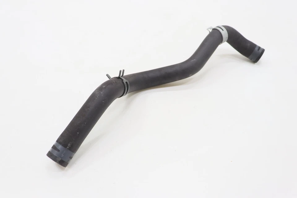 2010 - 2024 TOYOTA 4RUNNER 4.0L ENGINE RADIATOR UPPER WATER COOLANT HOSE OEM - Image 3 of 4