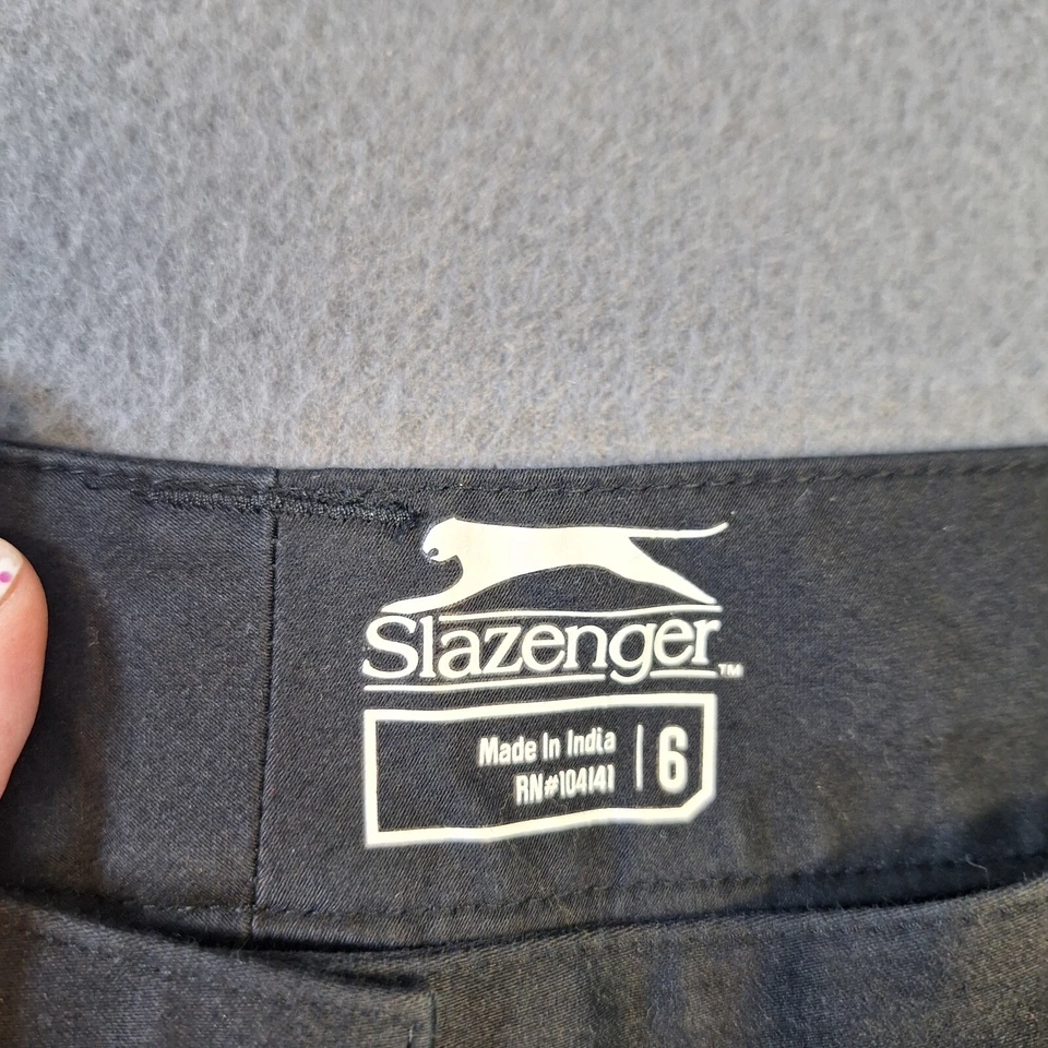Bermudas negras Slazenger talla 6 diseño de 5 bolsillos tiro medio ropa deportiva exterior Foto 3 de 4