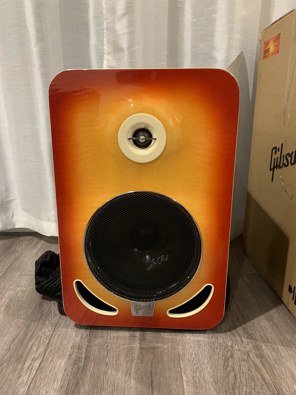 gibson les paul monitors