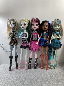 muñecas monster high usadas